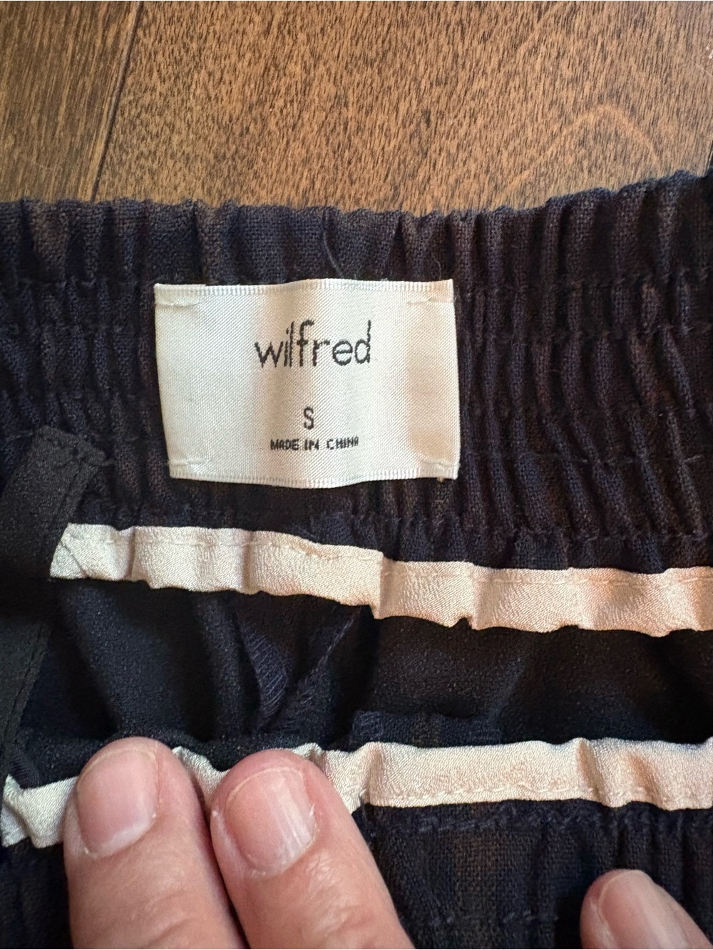 Wilfred women’s Navy Plaid Drawstring dress Pants size small fits like medium to - Picture 2 of 7
